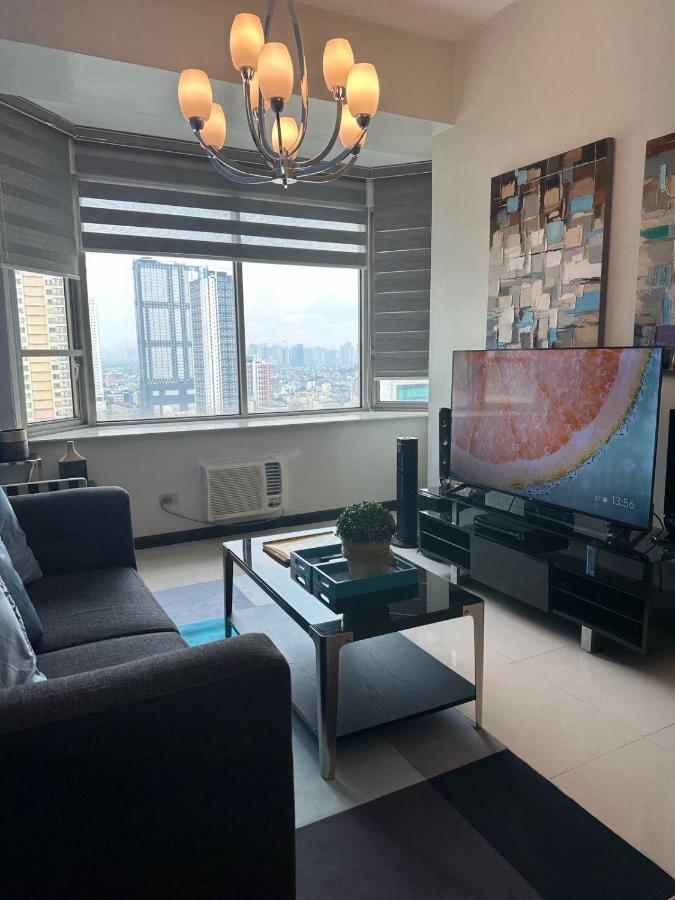 Suites De Marina Manila With Netflix Esterno foto