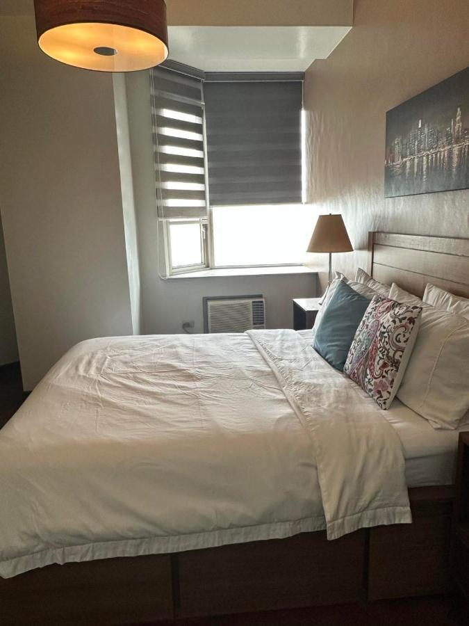 Suites De Marina Manila With Netflix Esterno foto